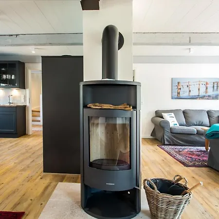 Reethus Gluecklicher Matthias Hausteil Waasterlun Holiday home *